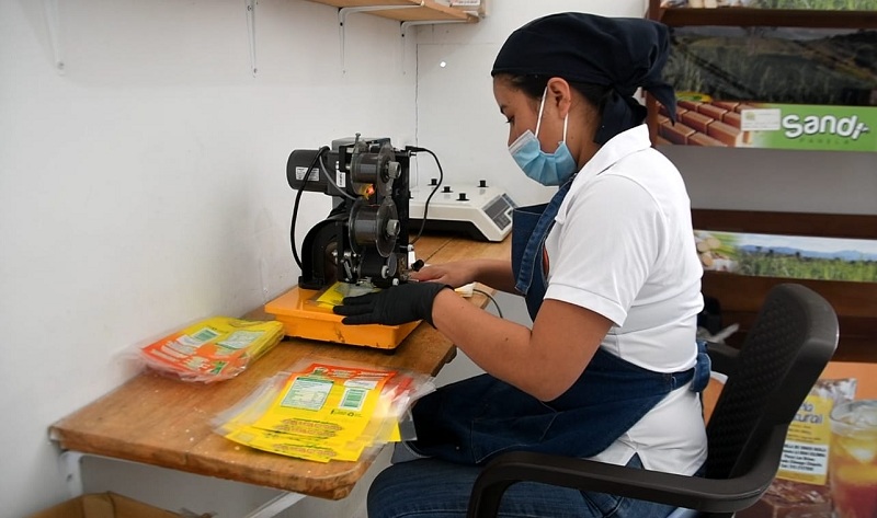 PRODUCCIÓN POR SUBSECTORES INDUSTRIALES